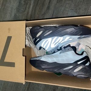 Yeezy 700 blue mint